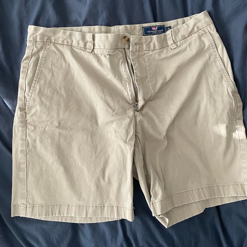 Vineyard Vines Shorts Khakis Chino Breaker 98% Cotton 2% Spandex Size 36 Mens
